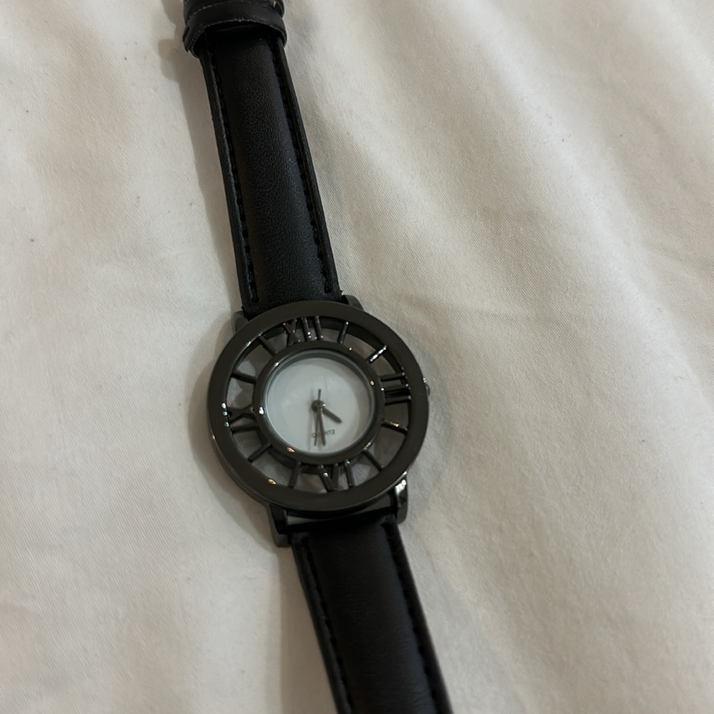Watch - Picture 2 of 2